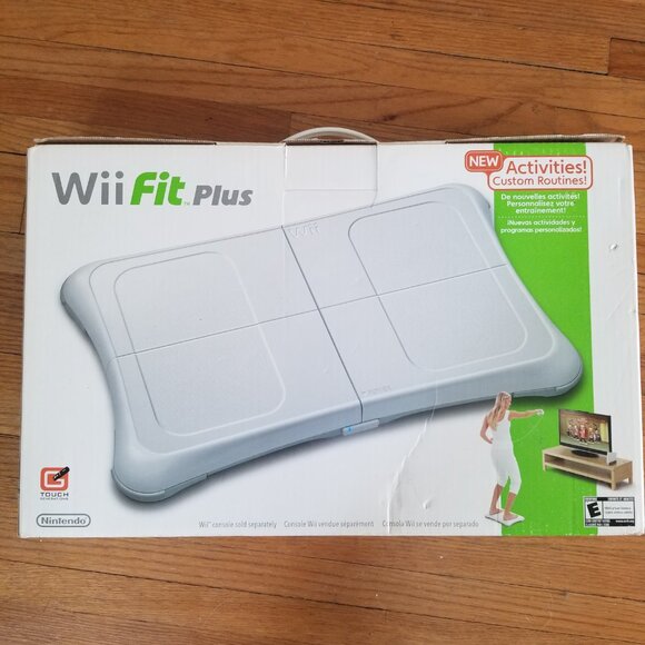 Wii Fit Plus Workout Exercise Unit NWTO - Picture 4 of 7